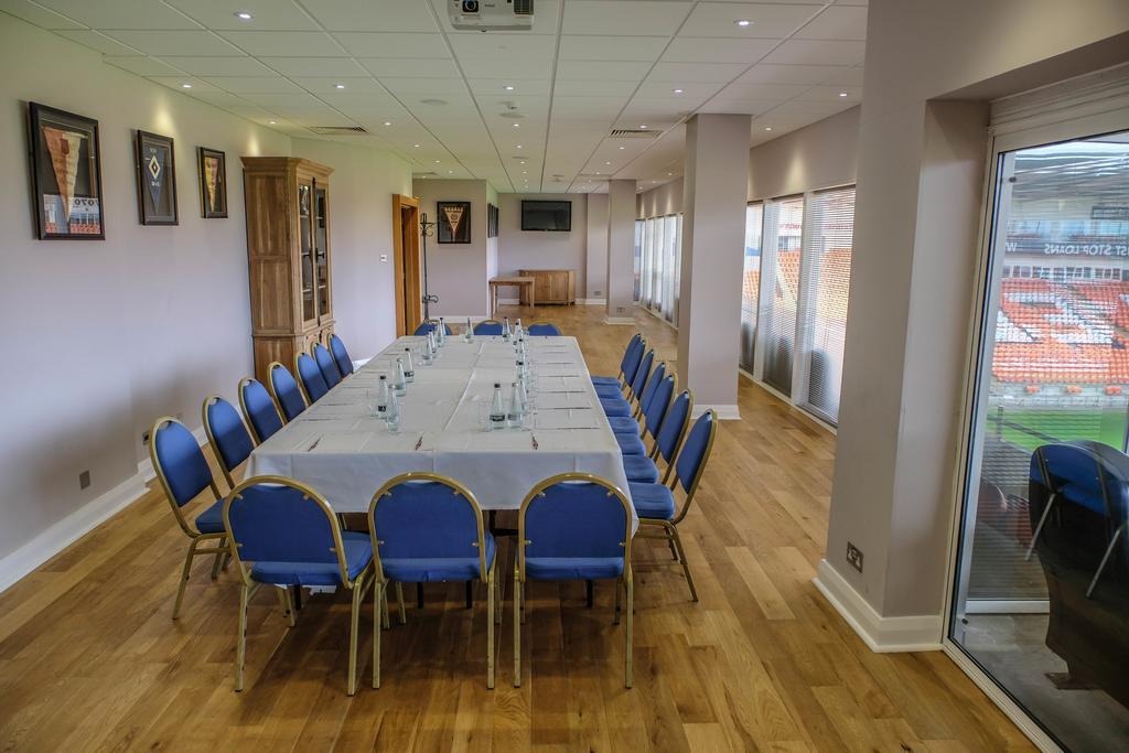 Blackpool Football Club Stadium Hotel, A Member Of Radisson Individuals Eksteriør billede